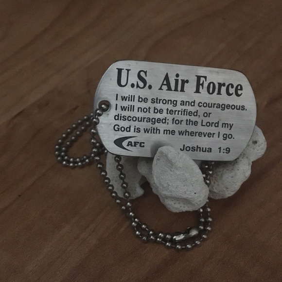 Meet your Posher, Jaime - Picture 4 of 4